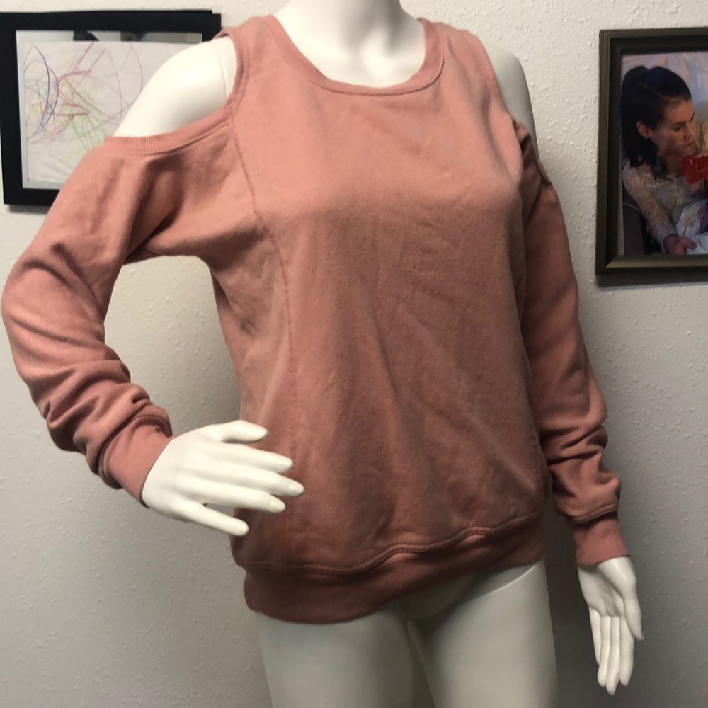 No comment cold shoulder sweatshirt